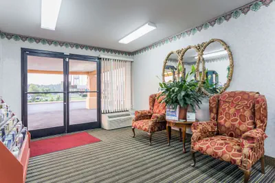 Photo 3 - Days Inn by Wyndham Dickson