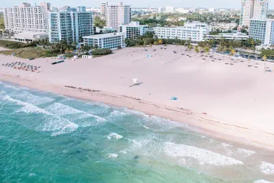 Photo 2 - B Ocean Resort Fort Lauderdale Beach