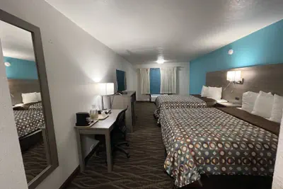 Photo 4 - Baymont by Wyndham Bellevue / Omaha