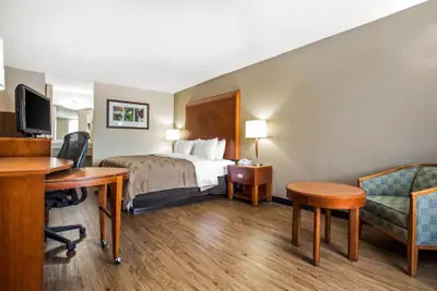 Photo 2 - Quality Inn & Suites University Area