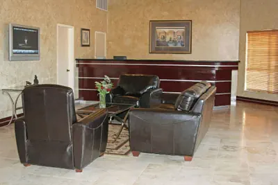 Photo 3 - Weatherford Heritage Inn