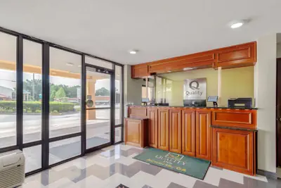 Photo 4 - Quality Inn Acworth North