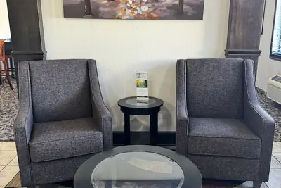 Photo 3 - Quality Inn Forsyth - Decatur