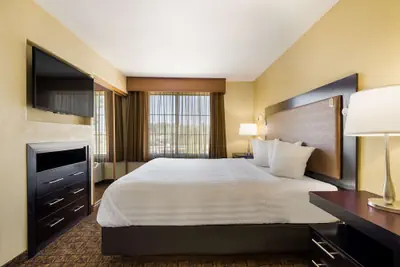 Photo 5 - Best Western Escondido Hotel