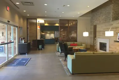 Photo 5 - Country Inn & Suites by Radisson, Bloomington at Mall of America, MN