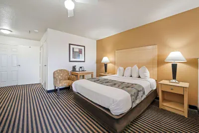 Photo 5 - Best Western Plus Executive Inn & Suites