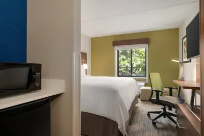 Photo 4 - Holiday Inn Express Plattsburgh by IHG