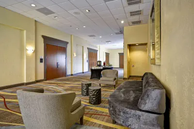 Photo 5 - DoubleTree by Hilton Phoenix North