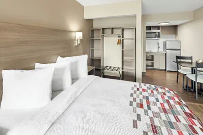 Photo 4 - Red Roof Inn & Suites Marysville