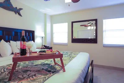 Photo 2 - Ocean Pointe Suites at Key Largo