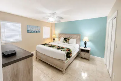 Photo 4 - Ocean Pointe Suites at Key Largo