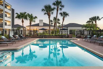 Photo 2 - Courtyard by Marriott Tampa Westshore/Airport