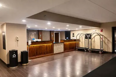 Photo 3 - Comfort Inn  Farmington Hills - Detroit Northwest
