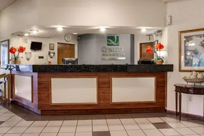 Photo 3 - Quality Inn & Suites Clinton - Jackson West