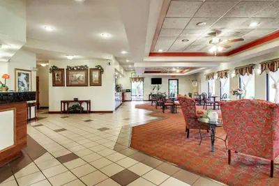 Photo 4 - Quality Inn & Suites Clinton - Jackson West
