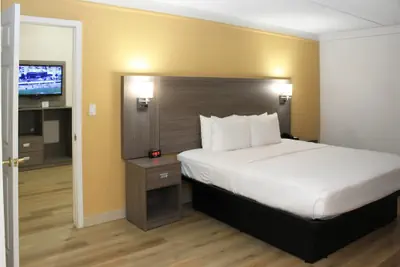 Photo 2 - Quality Inn Aurora Denver