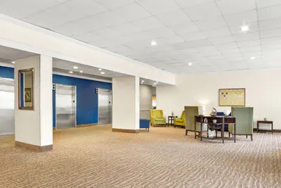 Photo 5 - Comfort Inn Gold Coast