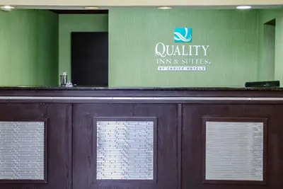 Photo 4 - Quality Inn & Suites Medina - Akron West