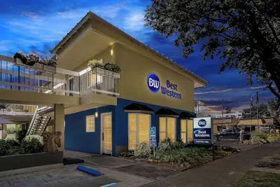 Photo 2 - Best Western University Lodge