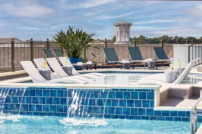 Photo 2 - Renaissance Mobile Riverview Plaza Hotel