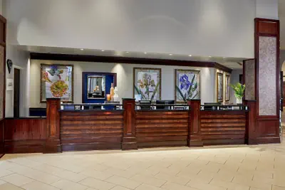 Photo 4 - Renaissance Mobile Riverview Plaza Hotel