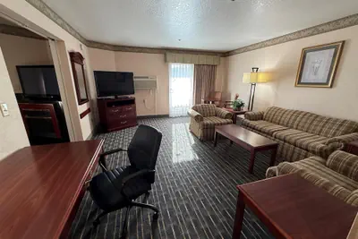 Photo 5 - SureStay by Best Western Sunnyvale Silicon Valley