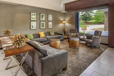 Photo 3 - Best Western Plus Miamisburg-Dayton Suites, Banquets & Hotel