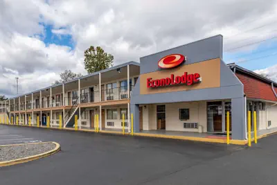 Photo 2 - Econo Lodge Charlottesville North - University Area
