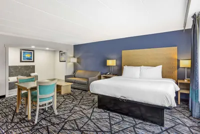 Photo 2 - Best Western Westgate Inn