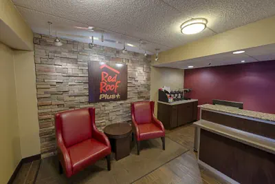 Photo 3 - Red Roof Inn PLUS+ University at Buffalo - Amherst