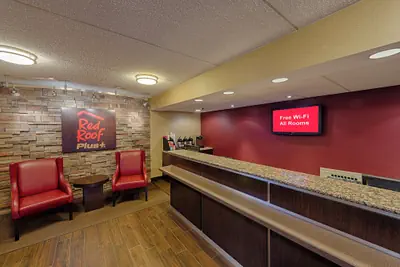 Photo 4 - Red Roof Inn PLUS+ University at Buffalo - Amherst