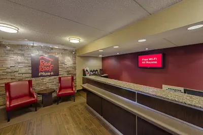 Photo 4 - Red Roof Inn PLUS+ University at Buffalo - Amherst