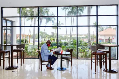 Photo 3 - Hilton Palm Beach PBI