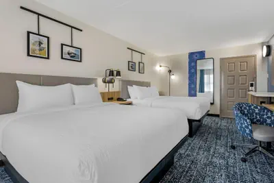 Photo 5 - Sleep Inn & Suites Merrillville