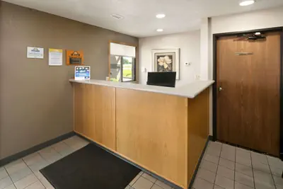 Photo 3 - Days Inn by Wyndham Willmar
