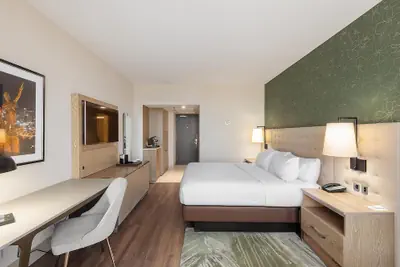 Photo 4 - Hilton Birmingham Downtown at UAB