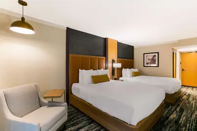 Photo 4 - Best Western Premier The Central Hotel & Conference Center
