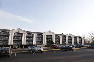 Photo 2 - Travelodge by Wyndham Parsippany