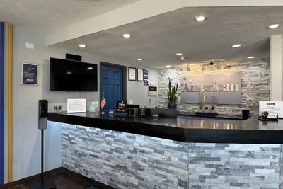 Photo 3 - American Inn Cedar Rapids South