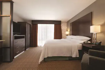 Photo 4 - Embassy Suites Corpus Christi
