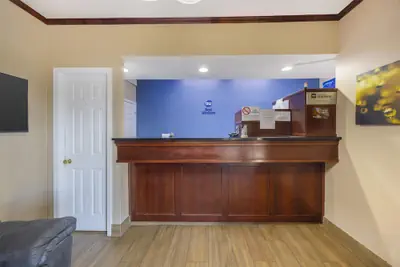 Photo 4 - Best Western Fairwinds Inn