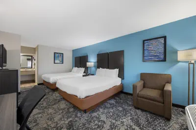 Photo 5 - Best Western Fairwinds Inn