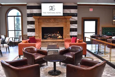 Photo 4 - The Fontana Hotel