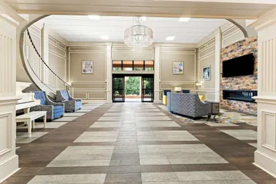 Photo 4 - Best Western Riverside Inn