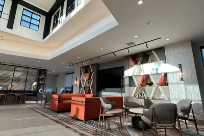Photo 4 - DoubleTree by Hilton San Francisco South Airport Blvd