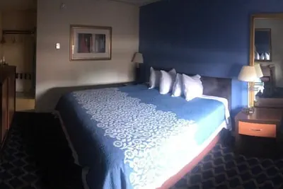 Photo 5 - Aderi Hotel Lewisburg
