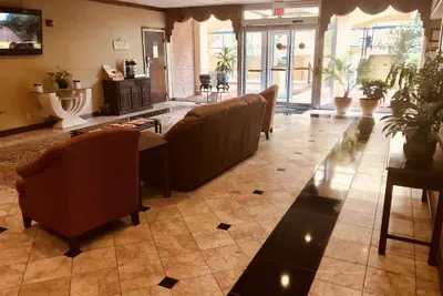 Photo 3 - Quality Inn & Suites Conference Center Statesboro Historic District