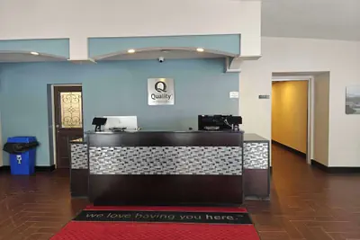 Photo 4 - Quality Inn Gaylord