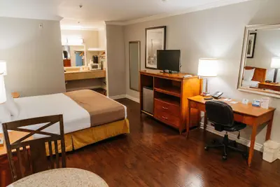 Photo 5 - Best Western Palm Garden Inn