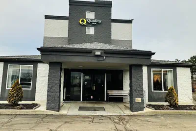 Photo 2 - Quality Inn Rochester West